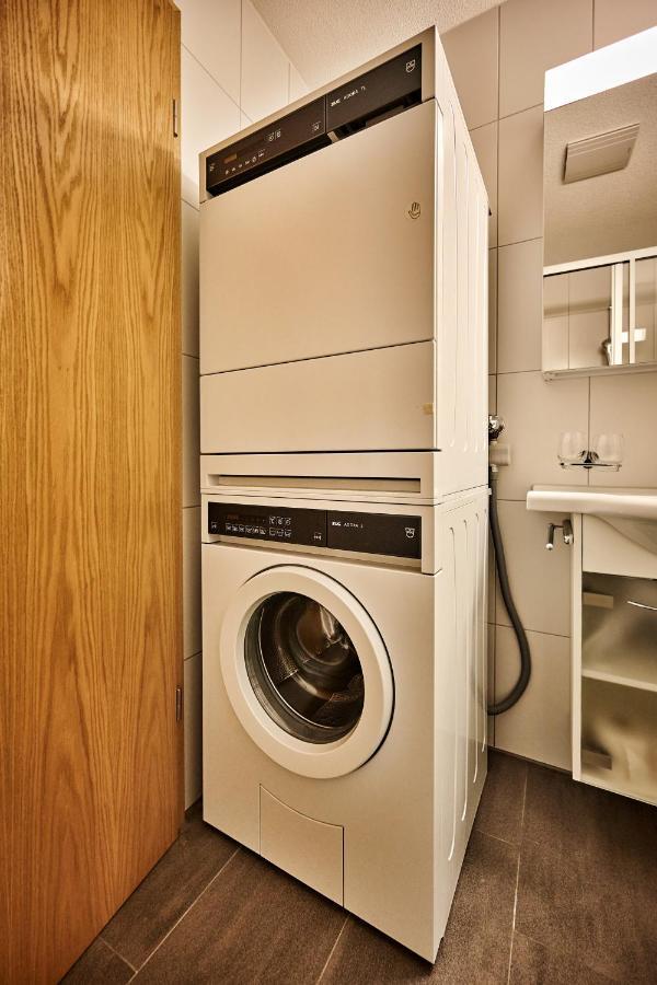 Apartment Breithorn - Charming Home - Free Parking & Wifi เลาเทอร์บรุนเนน ภายนอก รูปภาพ